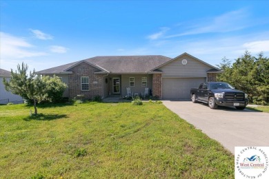 Lake Home For Sale in Warsaw, Missouri