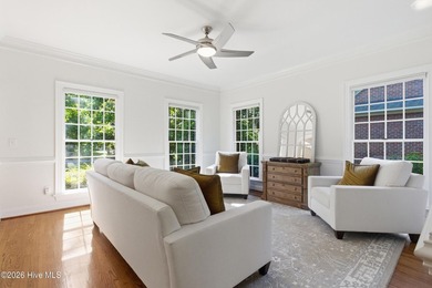 Welcome to this sprawling Trent Woods, all-brick, 5-bedroom - photo 11