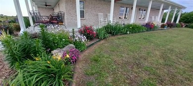 Picturesque 40 acres with a beautiful custom home built in 2021 - photo 11
