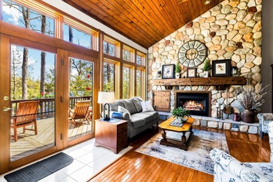 Experience luxury waterfront living on beautiful O'Rourke Lake - photo 12