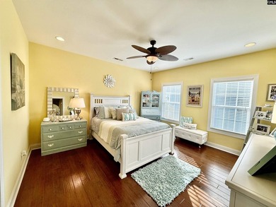 Prepare to be impressed with this beautifully decorated and - photo 19