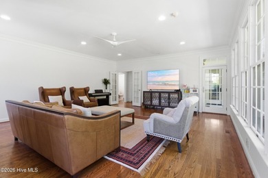 Welcome to this sprawling Trent Woods, all-brick, 5-bedroom - photo 19