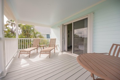 Beautifully maintained Golf Club home overlooking the 17th hole - photo 32