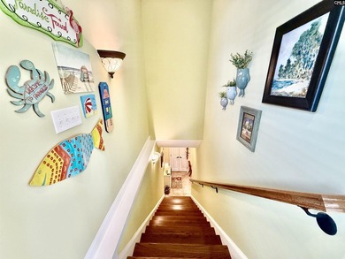 Prepare to be impressed with this beautifully decorated and - photo 33