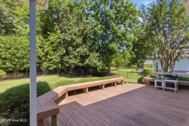 Welcome to this sprawling Trent Woods, all-brick, 5-bedroom - photo 44