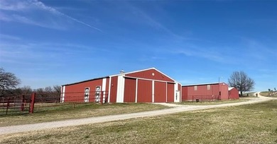Picturesque 40 acres with a beautiful custom home built in 2021 - photo 44