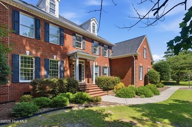 Welcome to this sprawling Trent Woods, all-brick, 5-bedroom - photo 46
