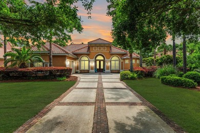Experience refined, single-level living in the gated golf - photo 1