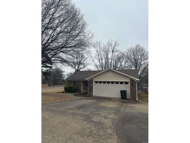 WE HAVE A TRUE DIAMOND IN THE ROUGH!!!  THIS WONDERFUL 3 BEDROOM