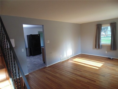Move right into this well-maintained 4-bedroom Cape Cod in the - photo 7