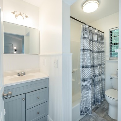 Modern Luxury in the Heart of Park Circle! Step into this - photo 11