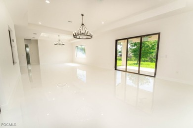 Enjoy this stunning and exquisite property, meticulously - photo 33