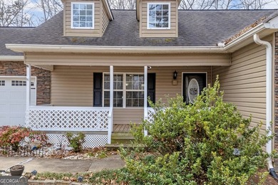 This 3 bedroom, 2 bath home is located in the lovely Hillandale - photo 6