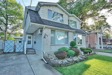 Very beautiful semi-detached home, ideally located in Grant City - photo 3