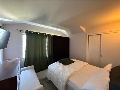 Very beautiful semi-detached home, ideally located in Grant City - photo 6