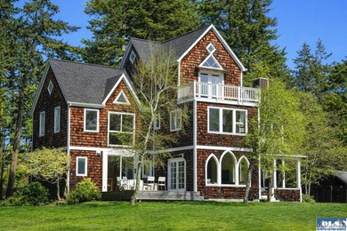From the water's edge to the summit above, this rare 10-acre - photo 2