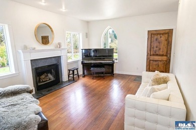 From the water's edge to the summit above, this rare 10-acre - photo 5