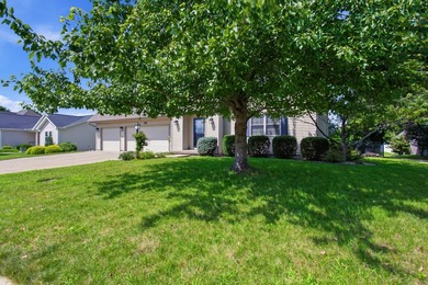 Welcome home to this beautifully updated 4-bedroom home - photo 3