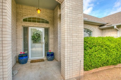 Beautiful 3 bedroom 2 bath home in the highly sought after - photo 9