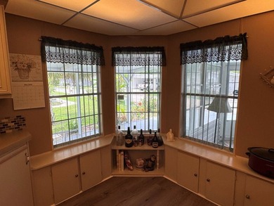 Move right into this well-maintained Fleetwood manufactured home - photo 10