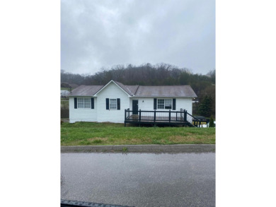 Lake Home For Sale in Kodak, Tennessee