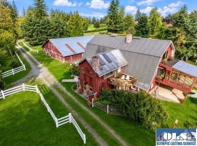 Step into a piece of local history with this remarkable property - photo 1