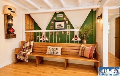 Step into a piece of local history with this remarkable property - photo 7