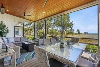 Just a stone's throw from the Landings Harbor Marina, this