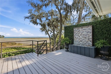 Just a stone's throw from the Landings Harbor Marina, this