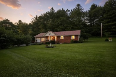 (private lake, pond, creek) Home For Sale in Mountain City Tennessee