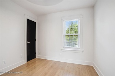 Fully renovated 2,283 SF modern farmhouse on 2.83 acres in the - photo 26