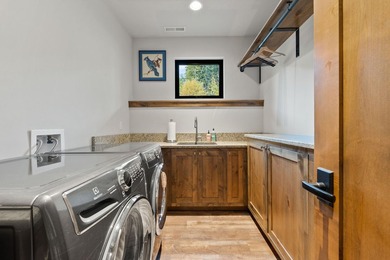 Escape to ultimate luxury with this fully furnished *true SKI - photo 32