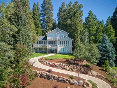 Discover the epitome of lakeside luxury at Lake Almanor! This - photo 3