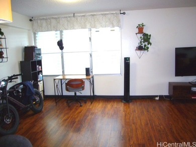 Additional listing photo 3
