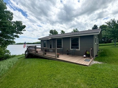 Two bedroom and one bathroom cabin with a view you must see for - photo 1