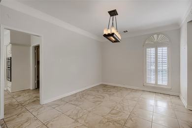 Seller offering up to 2.5% in seller credits to use towards rate - photo 5