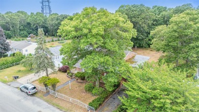 Bring your vision and transform this spacious colonial into the - photo 37