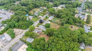 Bring your vision and transform this spacious colonial into the - photo 43