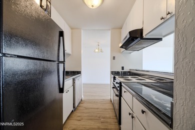 Centrally located 1 bed, 1 bath condo within walking distance to