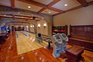 Located in the prestigious Covenant of Rancho Santa Fe, this - photo 10