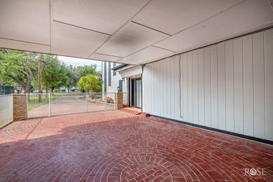 Stunning Lake Nasworthy home nestled along two canals with main - photo 5