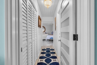 Welcome to 499 Avenida Primiceria in Marathon FL. This unique - photo 13