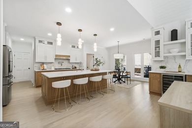 COMPLETELY UPDATED & MOVE-IN READY! * RENOVATED KITCHEN * - photo 15