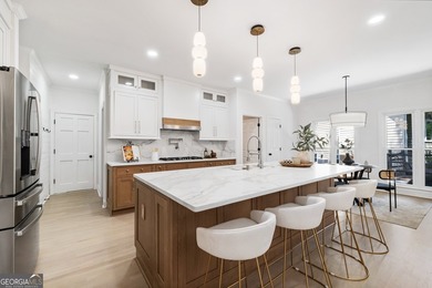 COMPLETELY UPDATED & MOVE-IN READY! * RENOVATED KITCHEN * - photo 16