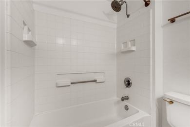 555 Maine Ave 207 - photo 16