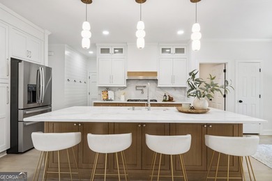 COMPLETELY UPDATED & MOVE-IN READY! * RENOVATED KITCHEN * - photo 17