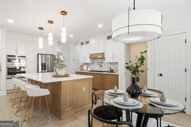 COMPLETELY UPDATED & MOVE-IN READY! * RENOVATED KITCHEN * - photo 19