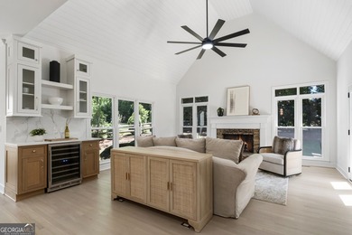 COMPLETELY UPDATED & MOVE-IN READY! * RENOVATED KITCHEN * - photo 22