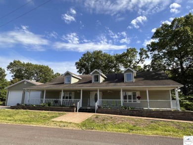 Lake Home For Sale in Warsaw, Missouri