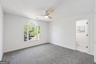 COMPLETELY UPDATED & MOVE-IN READY! * RENOVATED KITCHEN * - photo 46